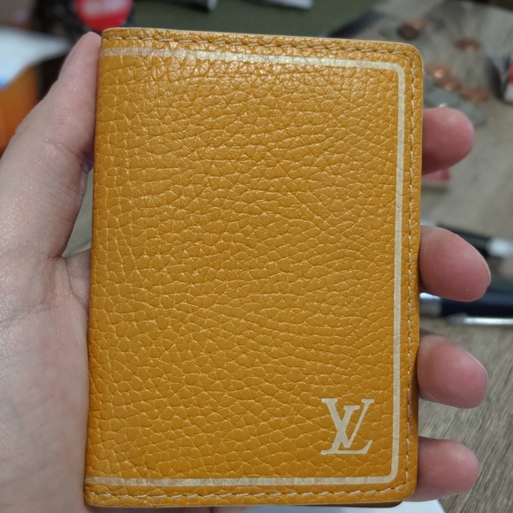 Pair of Louis Vuitton card holders 100% authentic - Picture 1 of 8